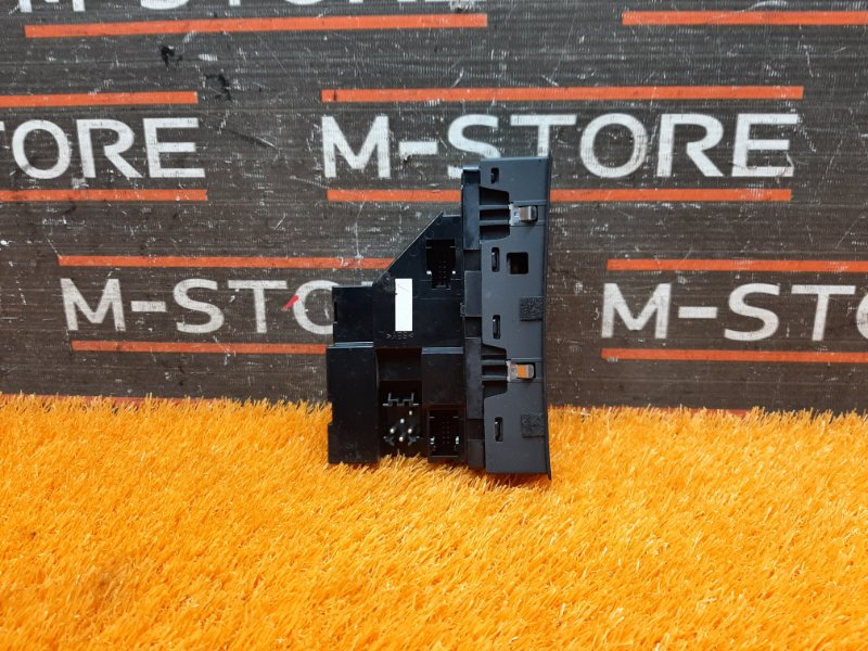 кнопка стеклоподъемника, 300 рублей, Красноярск