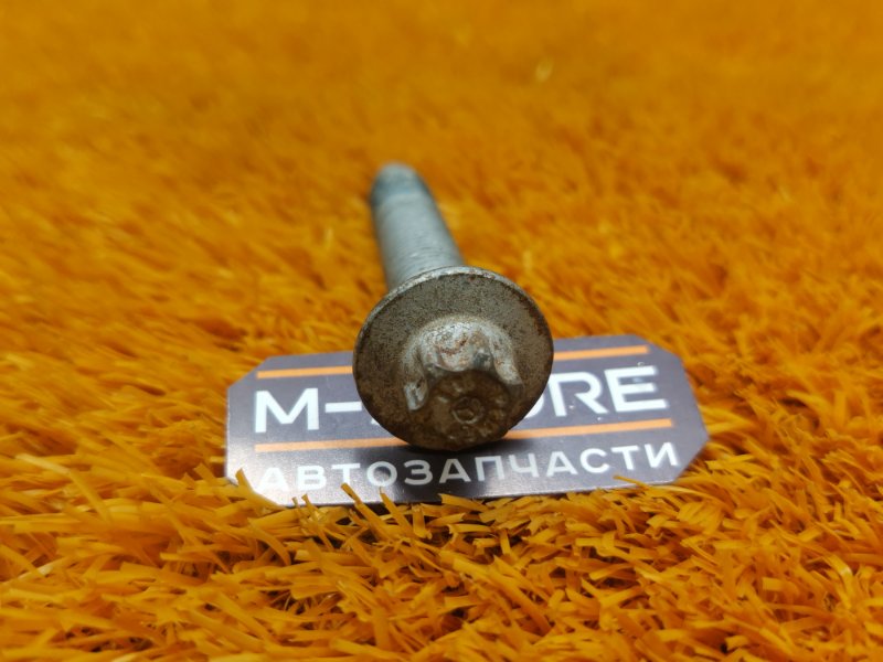 болт подвески, 100 рублей, Красноярск