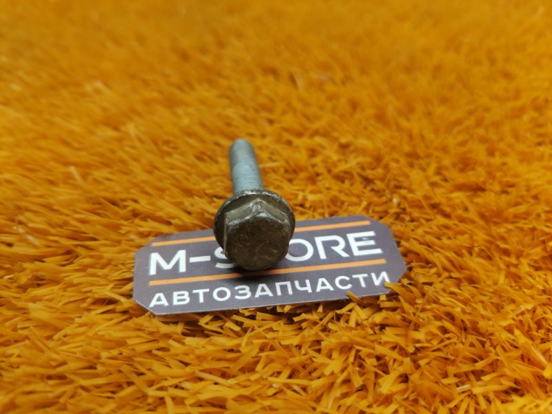 болт подвески, 50 рублей, Красноярск