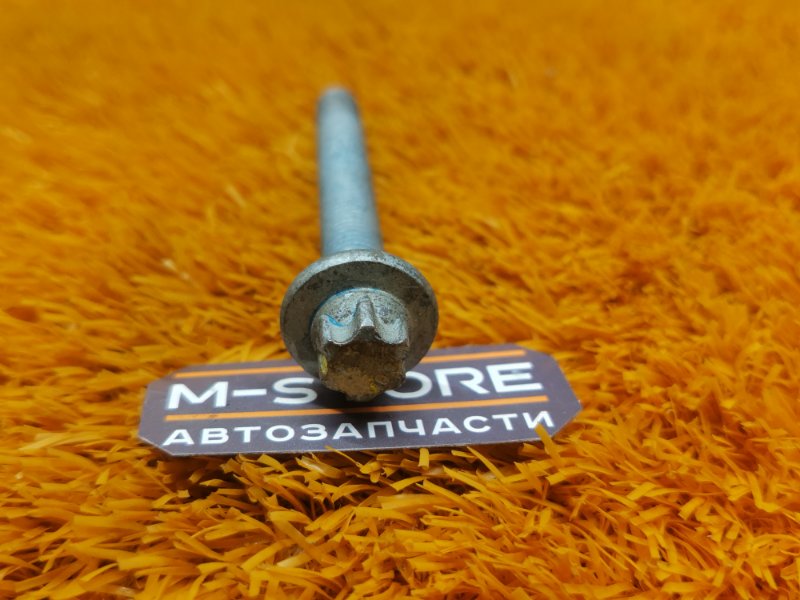 болт подвески, 50 рублей, Красноярск