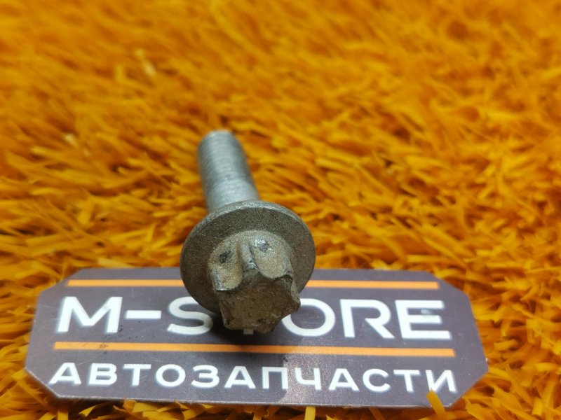 болт подвески, 50 рублей, Красноярск