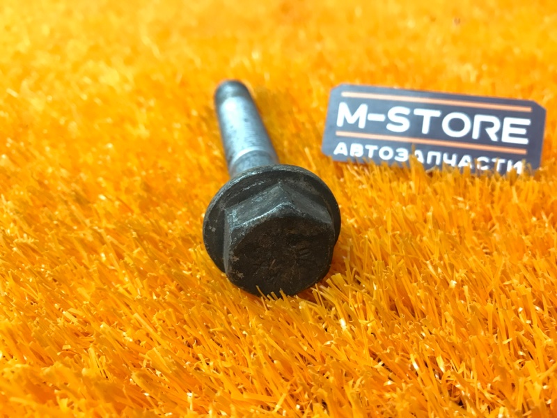 болт подвески, 100 рублей, Красноярск