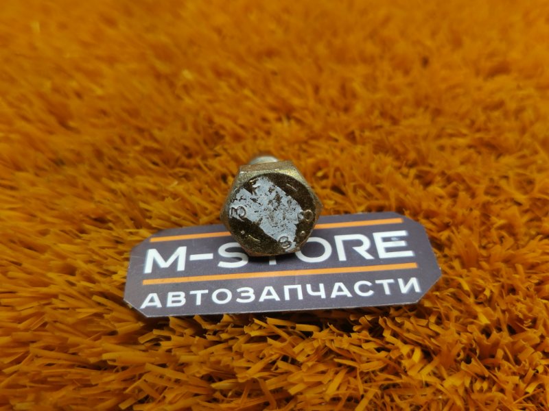 болт подвески, 50 рублей, Красноярск