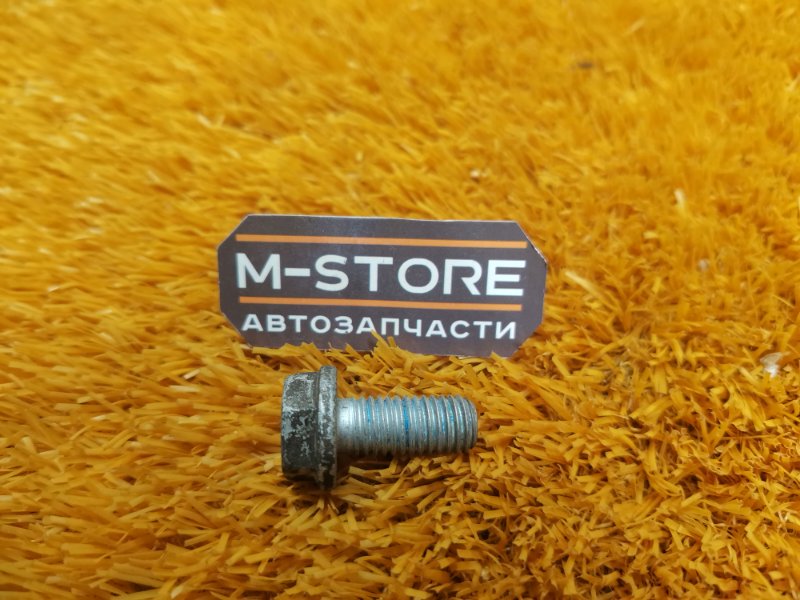 болт подвески, 50 рублей, Красноярск