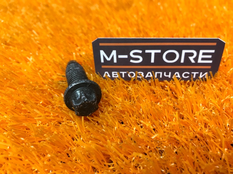 болт подвески, 50 рублей, Красноярск