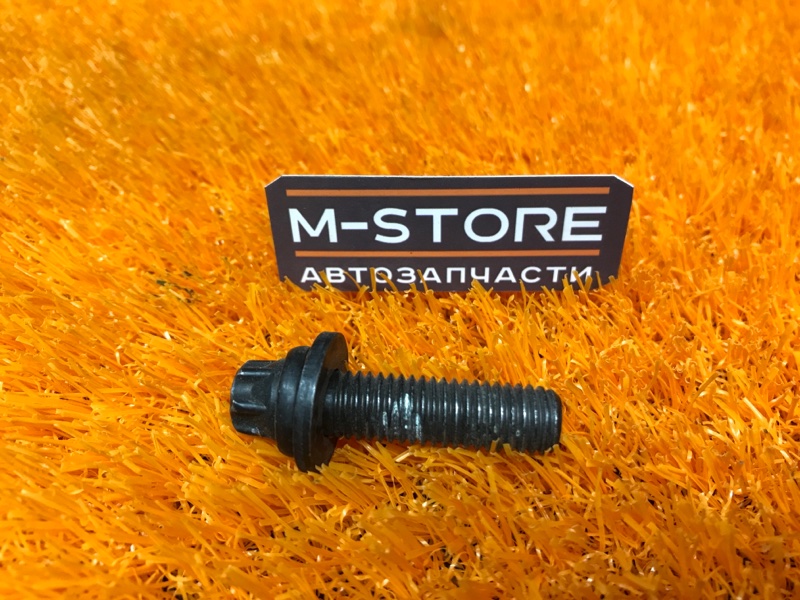 болт подвески, 50 рублей, Красноярск