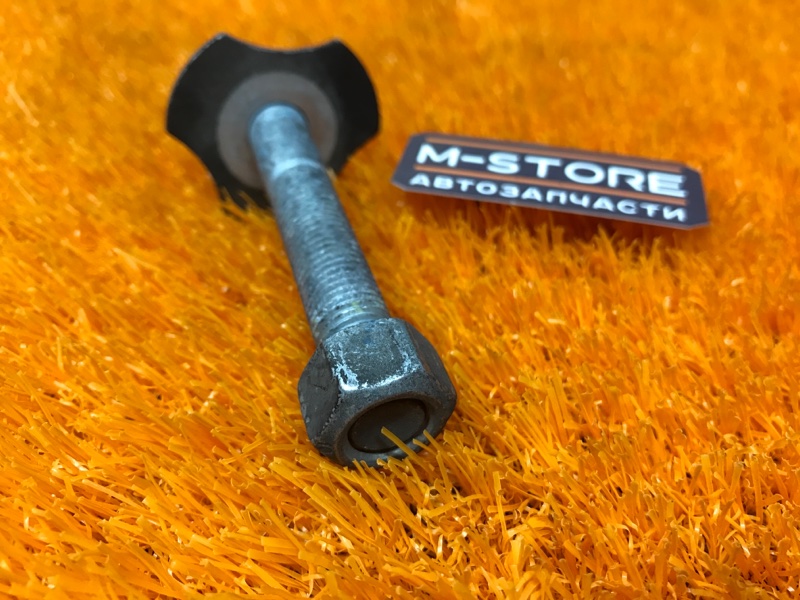 болт подвески, 200 рублей, Красноярск