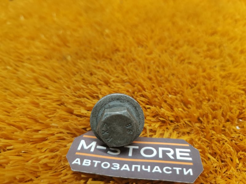 болт подвески, 50 рублей, Красноярск