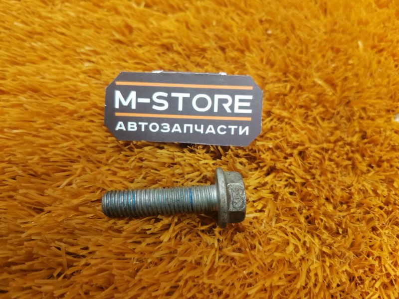 болт подвески, 50 рублей, Красноярск