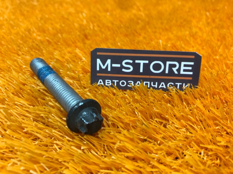 болт подвески, 100 рублей, Красноярск
