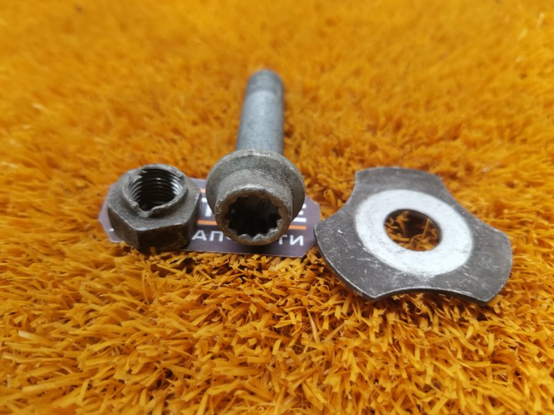 болт подвески, 200 рублей, Красноярск