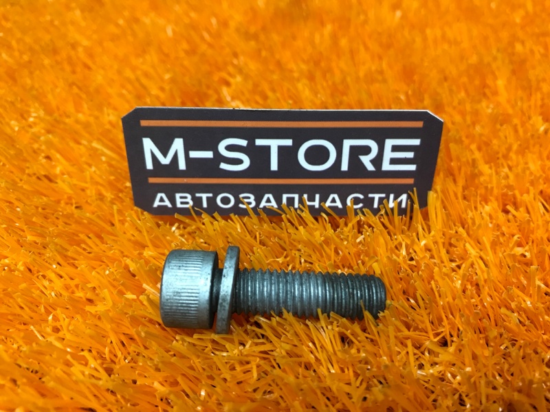 болт подвески, 50 рублей, Красноярск