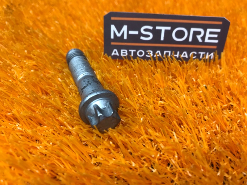 болт подвески, 50 рублей, Красноярск