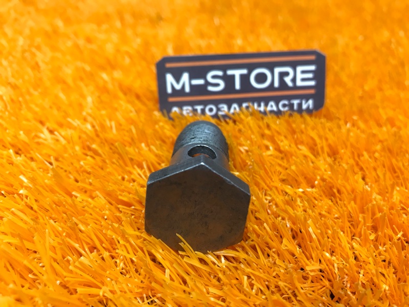 болт подвески, 200 рублей, Красноярск