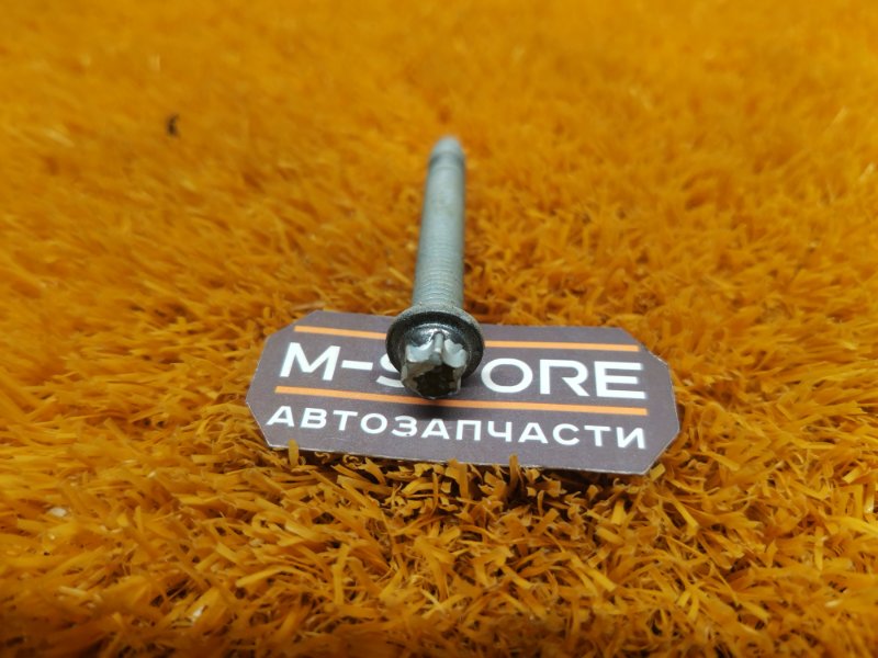 болт подвески, 50 рублей, Красноярск