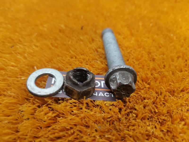 болт подвески, 200 рублей, Красноярск