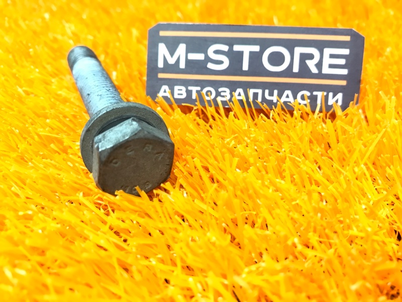 болт подвески, 100 рублей, Красноярск