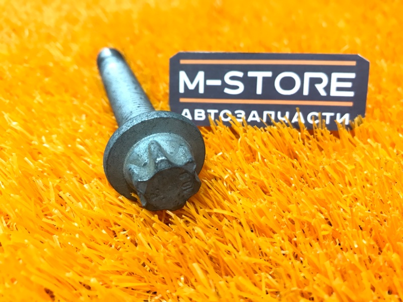 болт подвески, 100 рублей, Красноярск