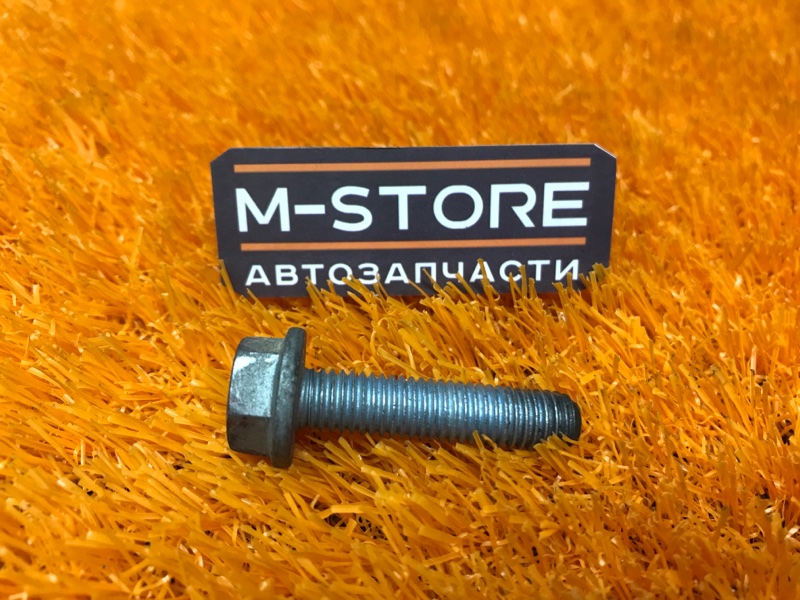 болт подвески, 50 рублей, Красноярск