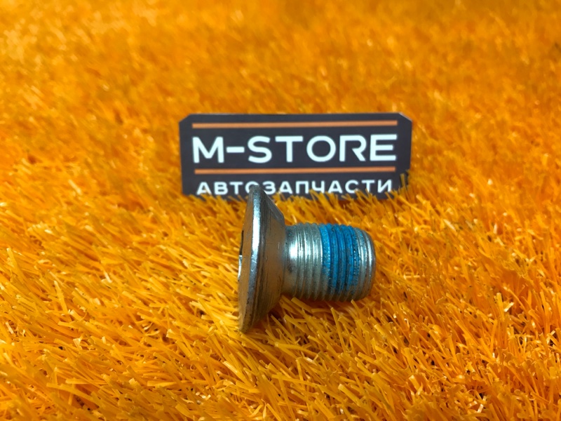 болт подвески, 50 рублей, Красноярск