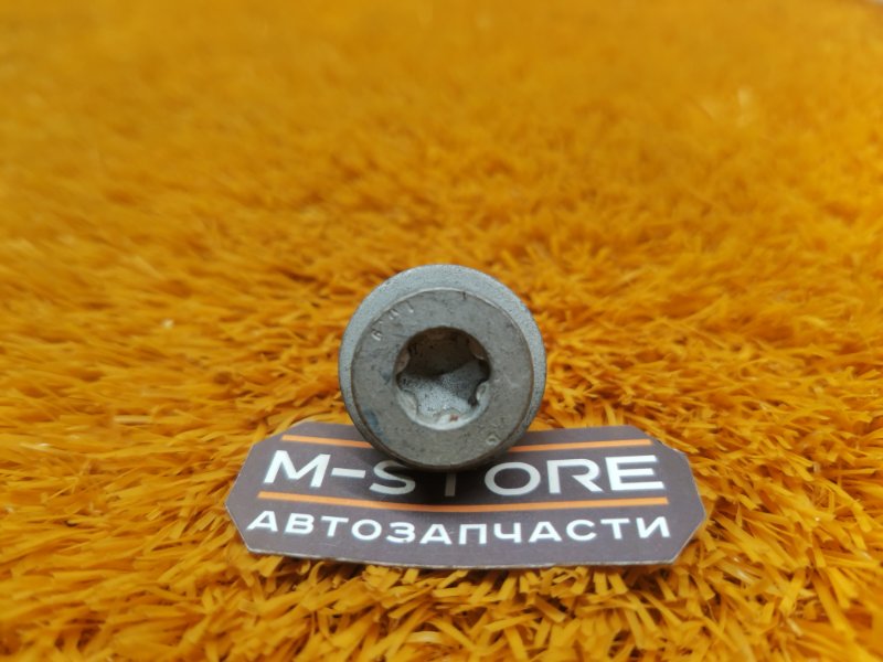 болт подвески, 50 рублей, Красноярск