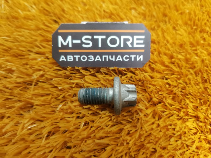 болт подвески, 50 рублей, Красноярск