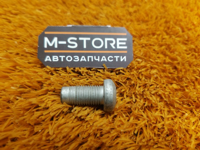 болт подвески, 50 рублей, Красноярск