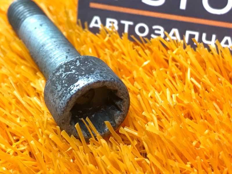 болт подвески, 100 рублей, Красноярск