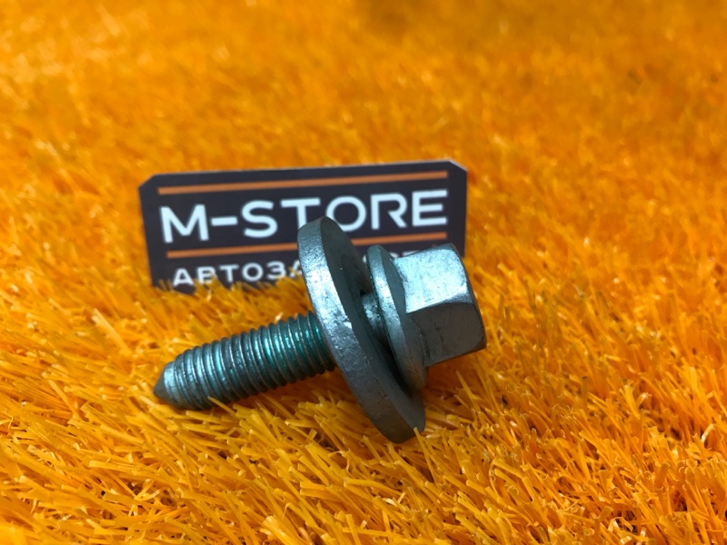 болт подвески, 50 рублей, Красноярск