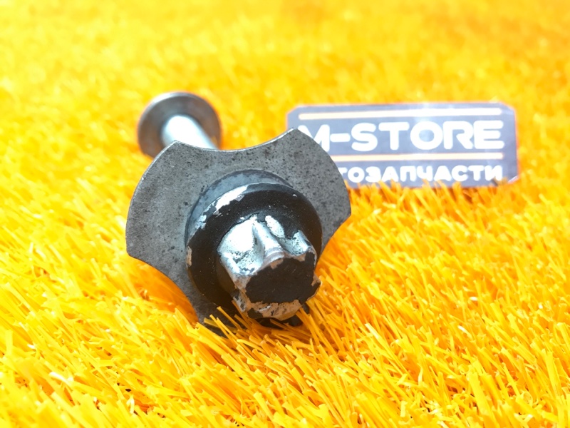 болт подвески, 150 рублей, Красноярск