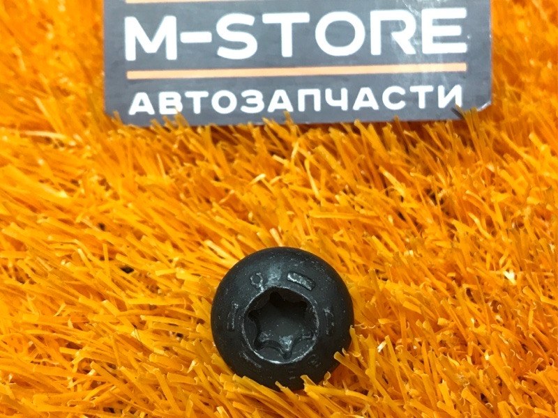 болт подвески, 50 рублей, Красноярск