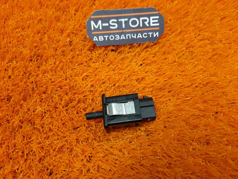 концевик бардачка, 300 рублей, Красноярск