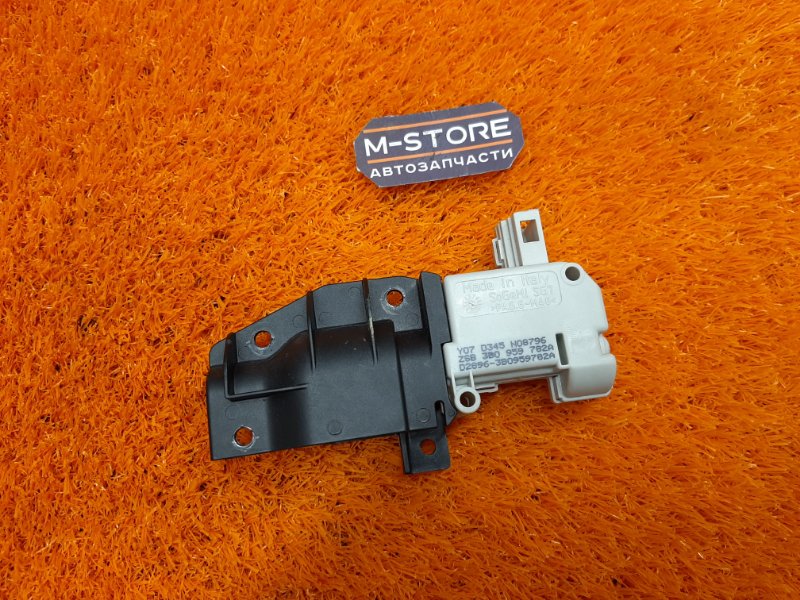 Замок бардачка, 340 рублей, Красноярск