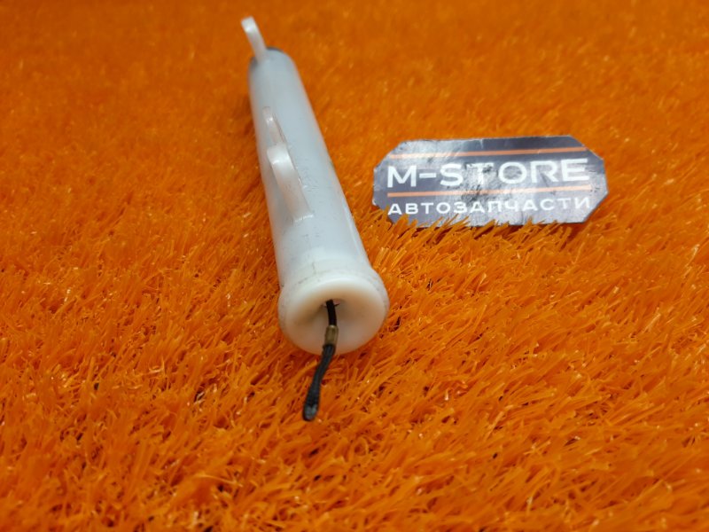 Амортизатор бардачка, 340 рублей, Красноярск