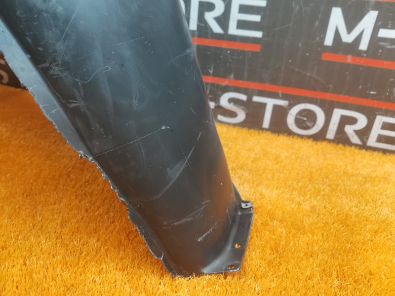 подкрылок, 300 рублей, Красноярск