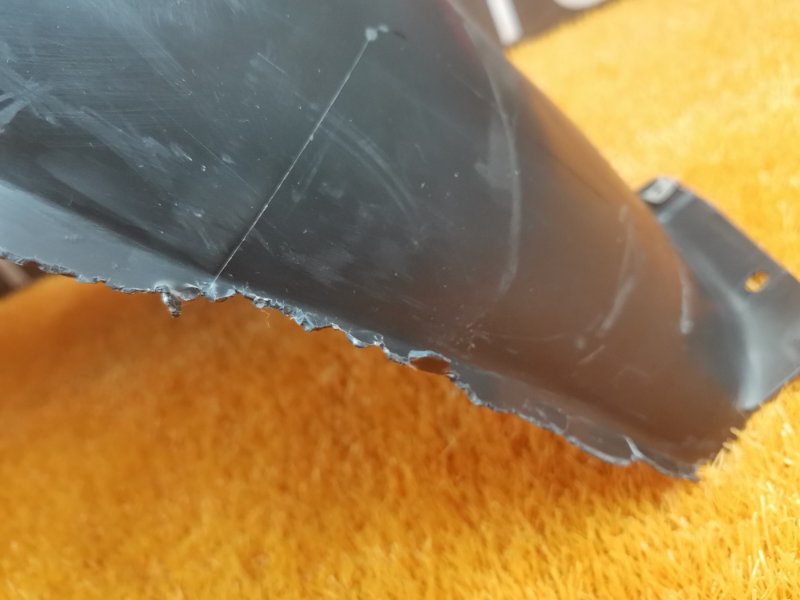 подкрылок, 300 рублей, Красноярск