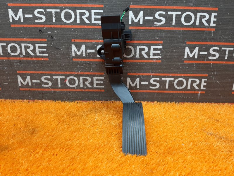 педаль газа, 1290 рублей, Красноярск