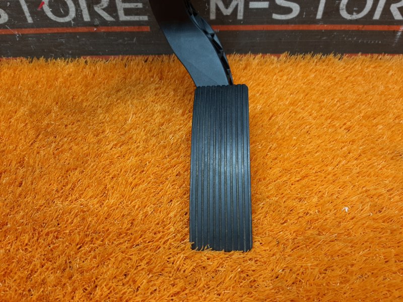 педаль газа, 1290 рублей, Красноярск