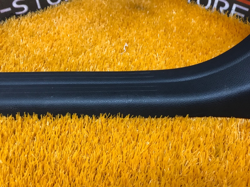 Накладка на порог салона, 670 рублей, Красноярск