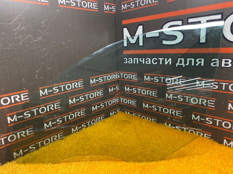 Стекло боковое, 350 рублей, Красноярск