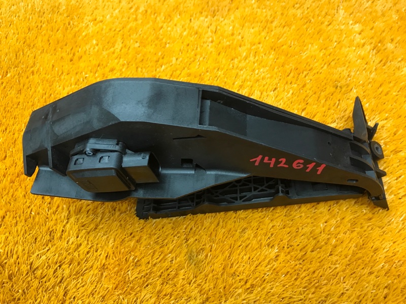 педаль газа, 500 рублей, Красноярск