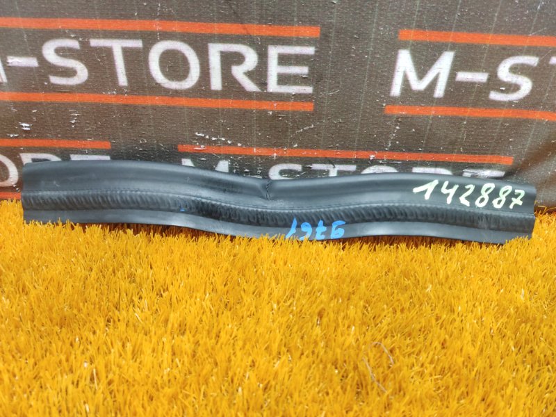 Уплотнитель капота, 450 рублей, Красноярск