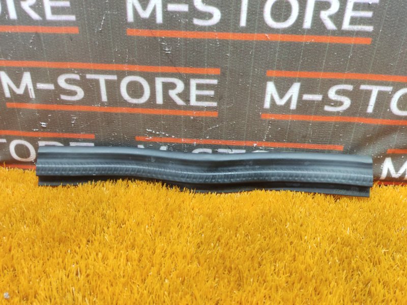 Уплотнитель капота, 450 рублей, Красноярск