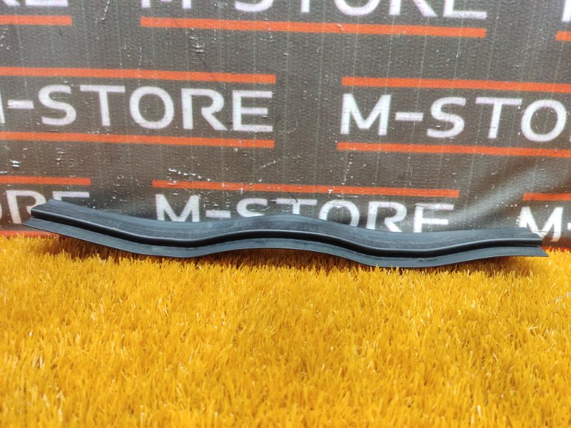 Уплотнитель капота, 450 рублей, Красноярск