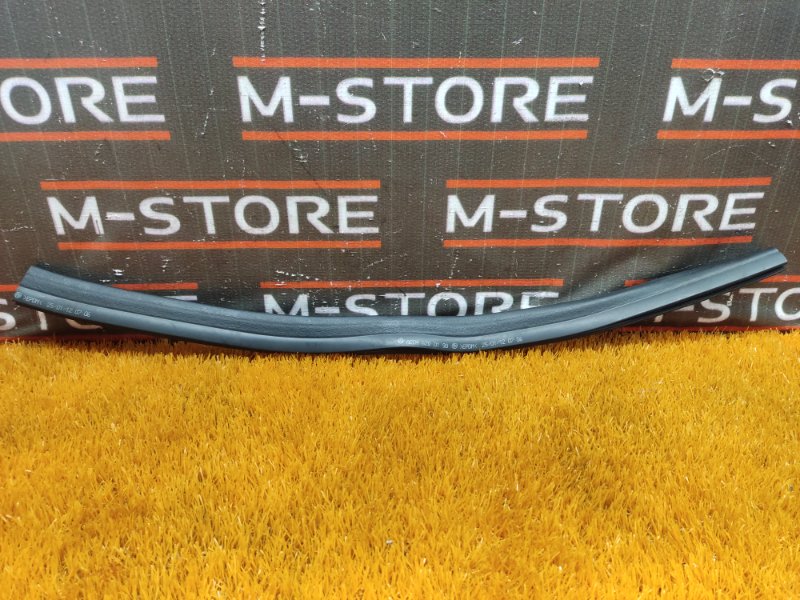 Уплотнитель капота, 450 рублей, Красноярск