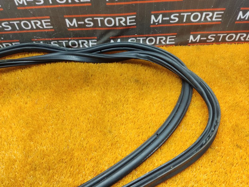 Уплотнитель багажника, 610 рублей, Красноярск