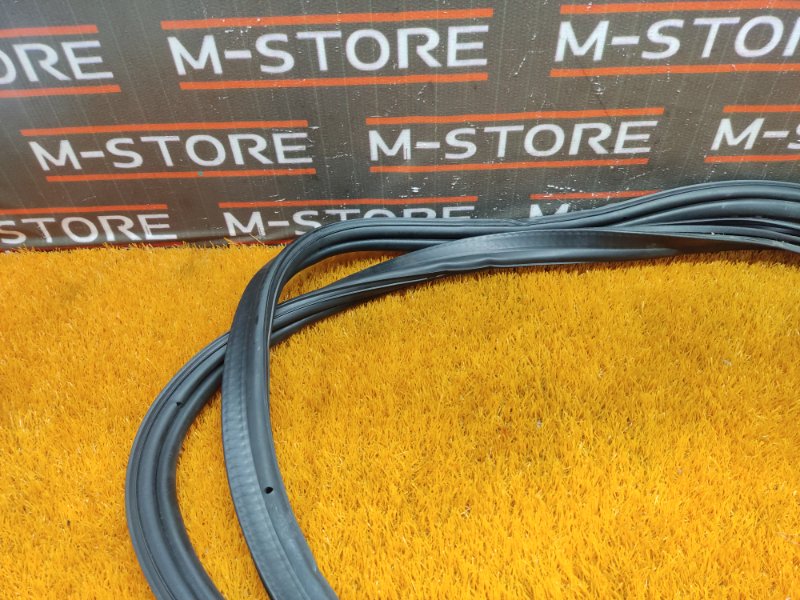 Уплотнитель багажника, 610 рублей, Красноярск