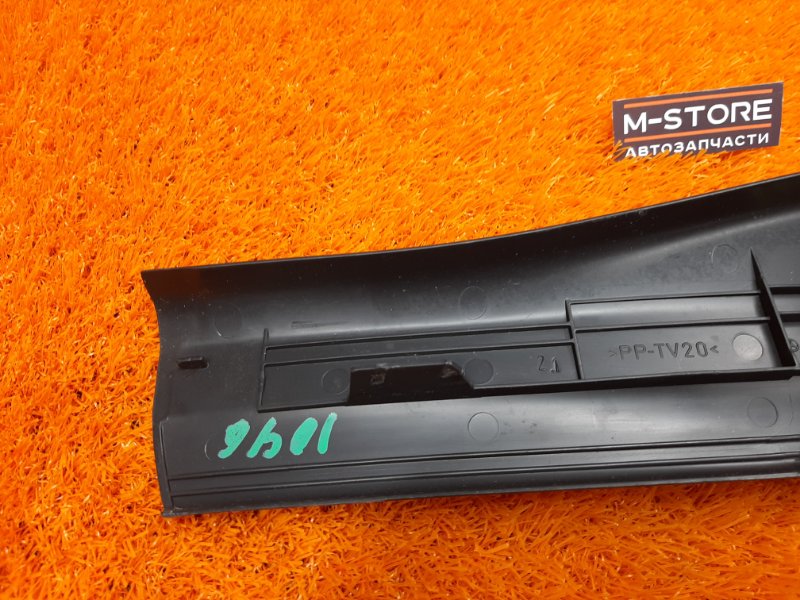 Накладка на порог салона, 350 рублей, Красноярск