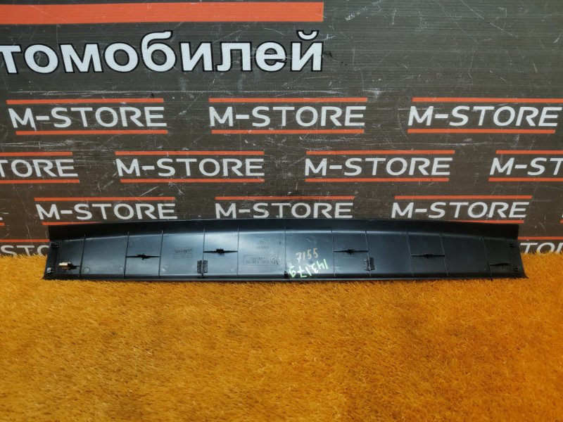 обшивка двери багажника, 300 рублей, Красноярск