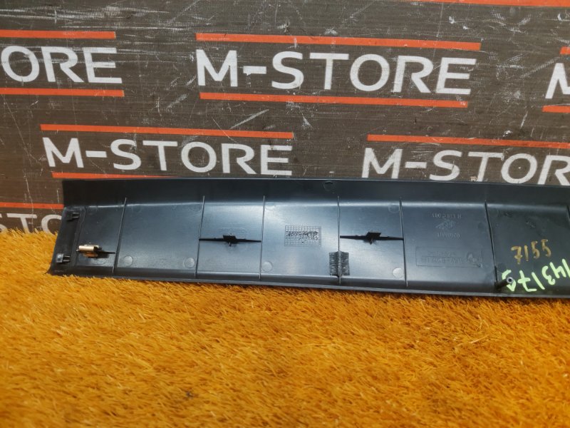 обшивка двери багажника, 300 рублей, Красноярск